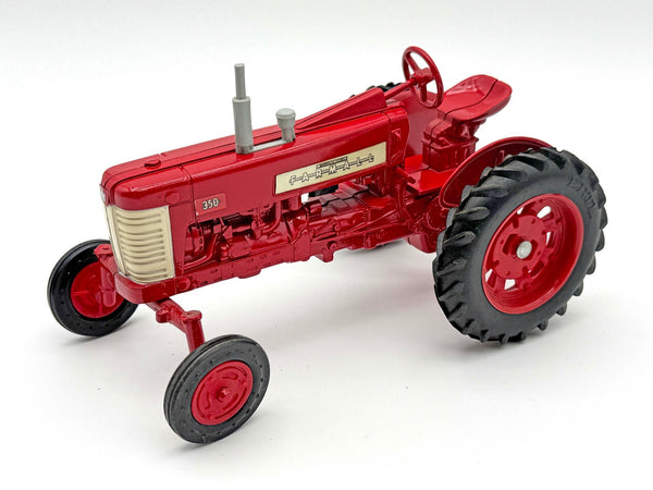 1/16 Farmall 350 Wide Front Tractor