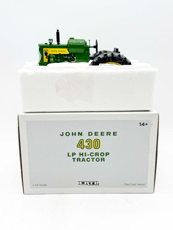 1/16 John Deere 420V Tractor, Two Cylinder Club 2003