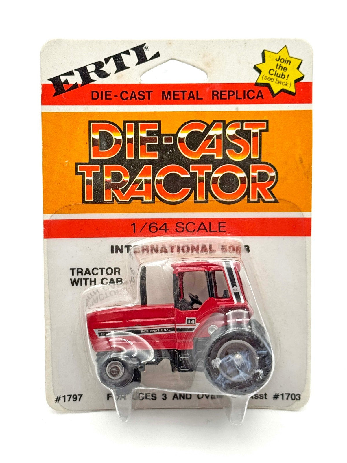 1/64 International Harvester 5088 Tractor