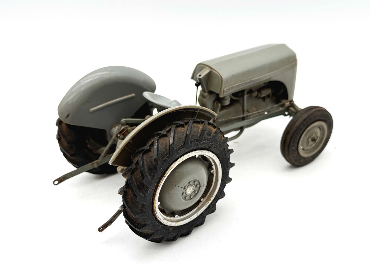 1/12 Ferguson TO 20 Tractor in Original Box - Toppings