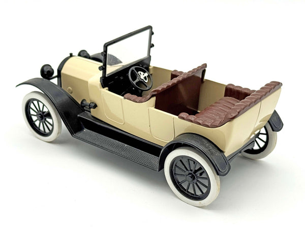 1/18 Case “25” Model R Car All Tan