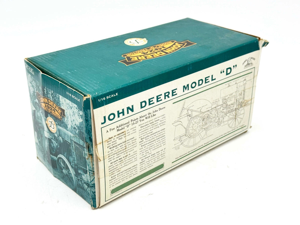1/16 John Deere 1924 Model D Tractor