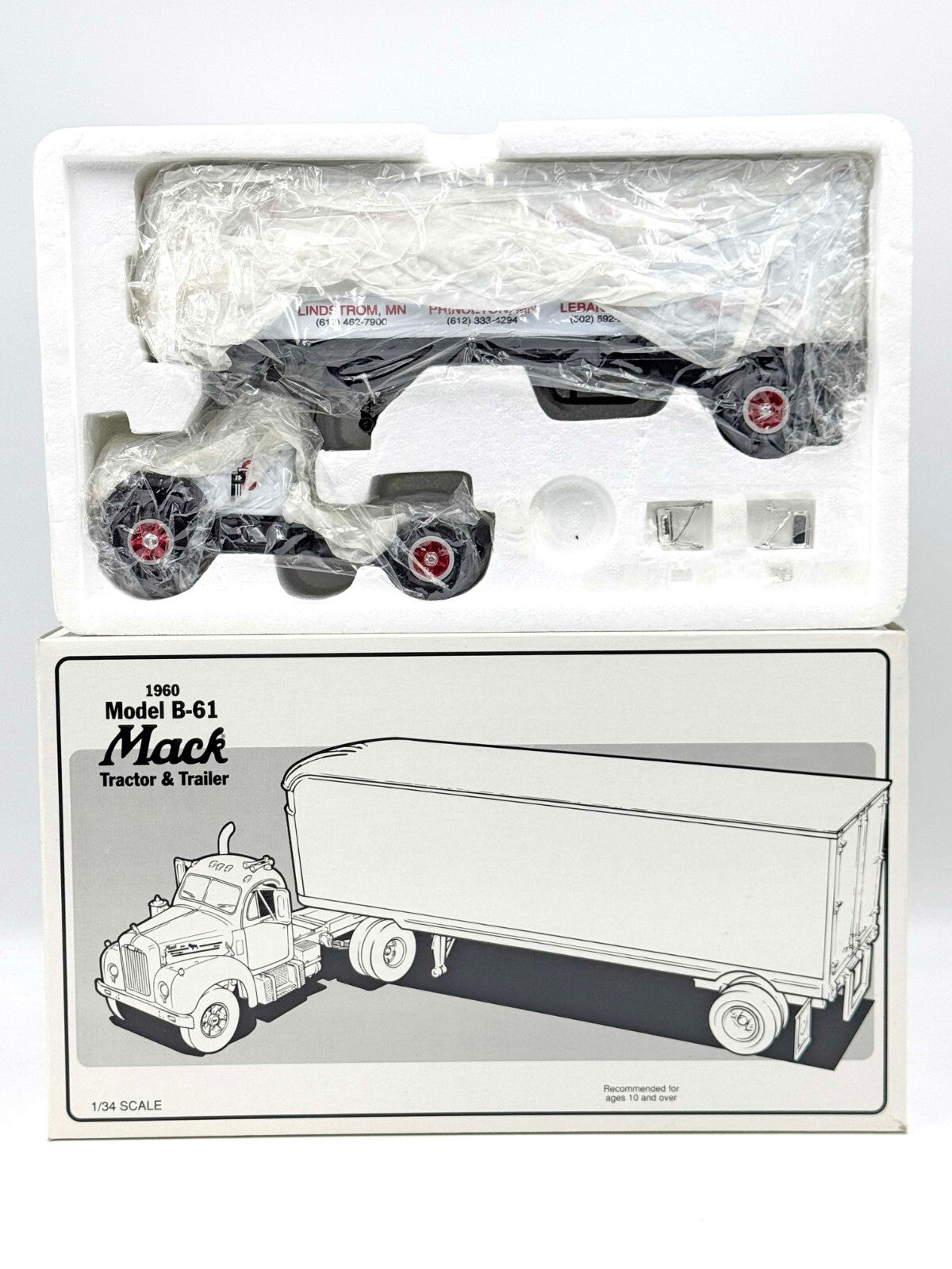 1/34 Mack B 61 Tractor and Trailer Plastic Products