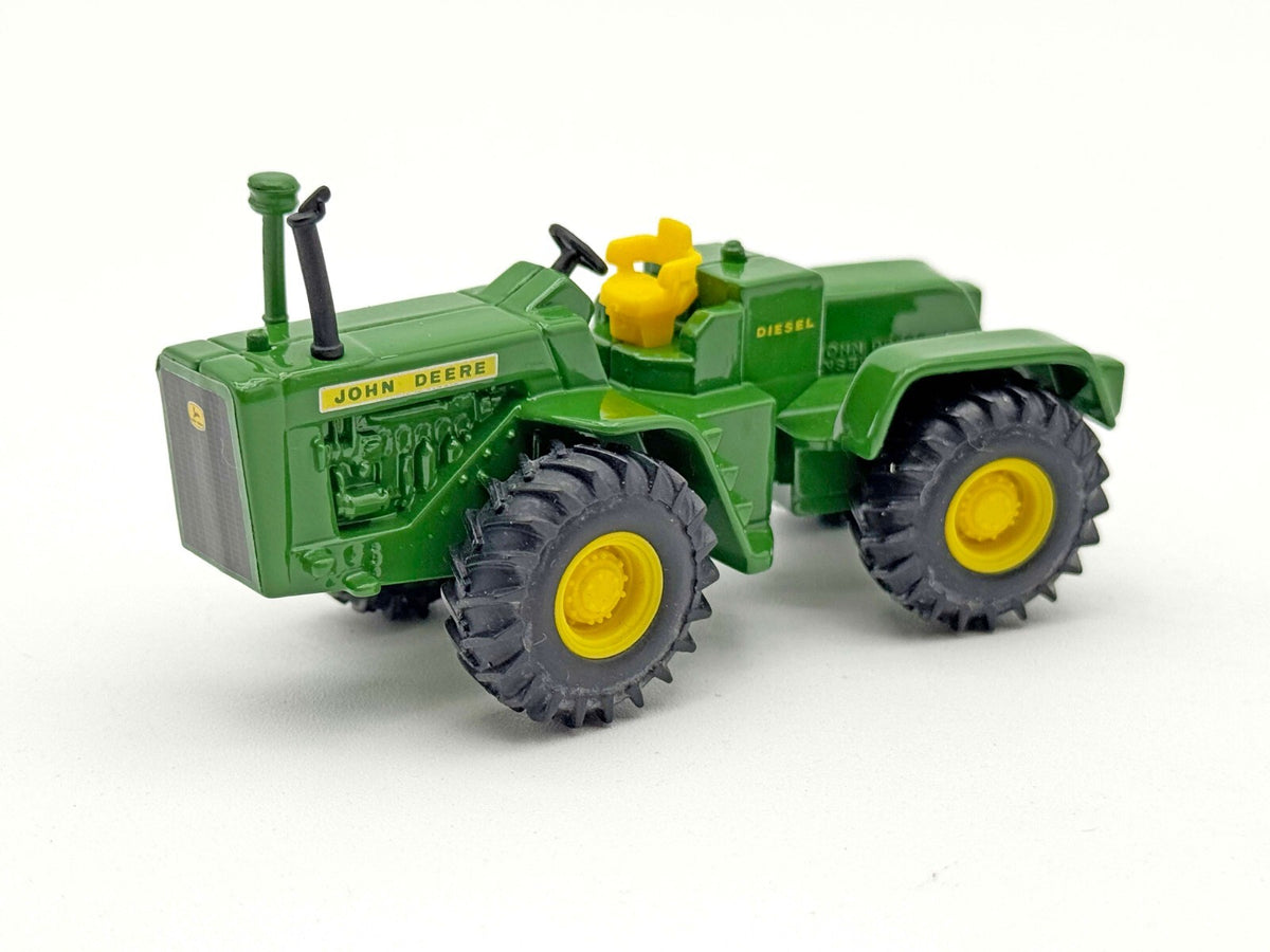 1/64 John Deere 8010/8020 4WD Tractor