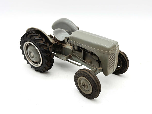 1/12 Ferguson TO 20 Tractor in Original Box - Toppings