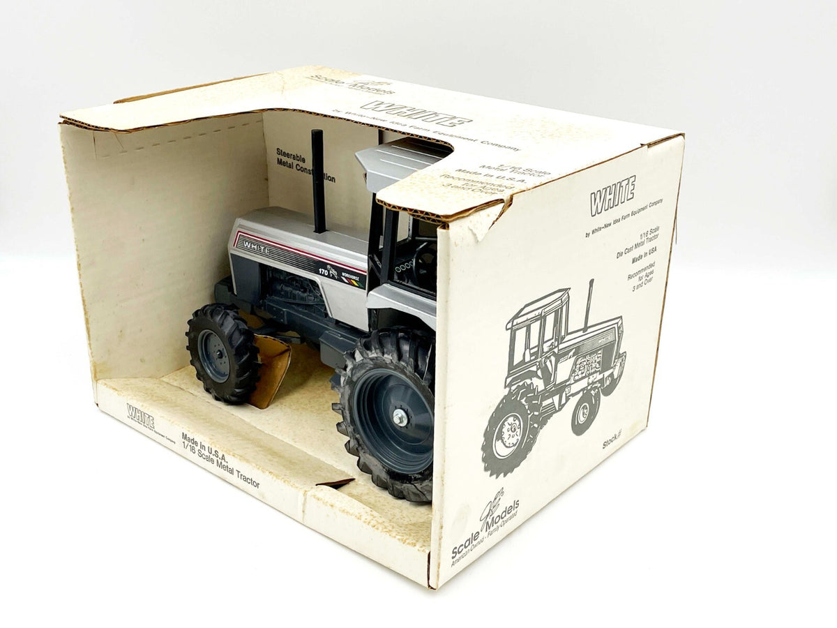 1/16 White 170 Workhorse Tractor w/ Cab and FWA