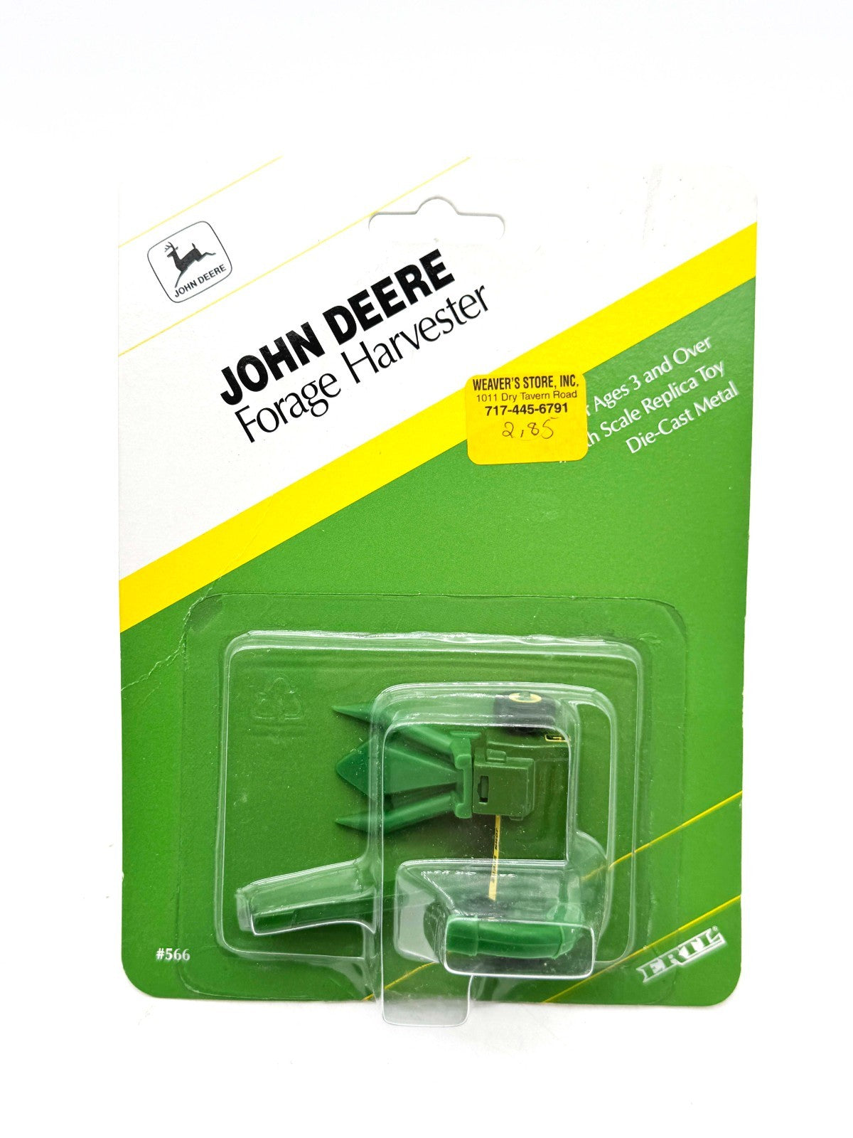 1/64 John Deere Forage Harvester With Green Head and Spout