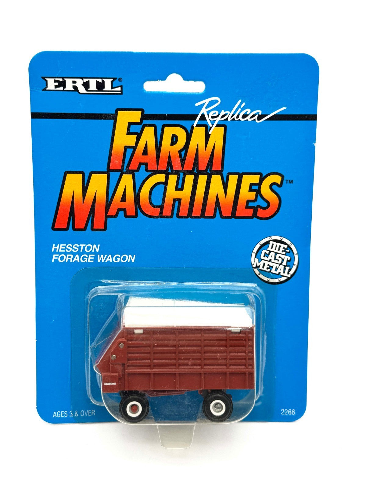 1/64 Hesston Forage Wagon