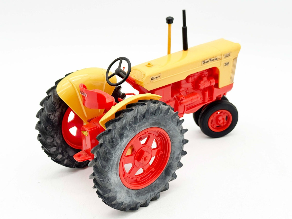 1/16 Case 700 Diesel tractor 1986 Beaver Falls PA Show tractor by Yoder
