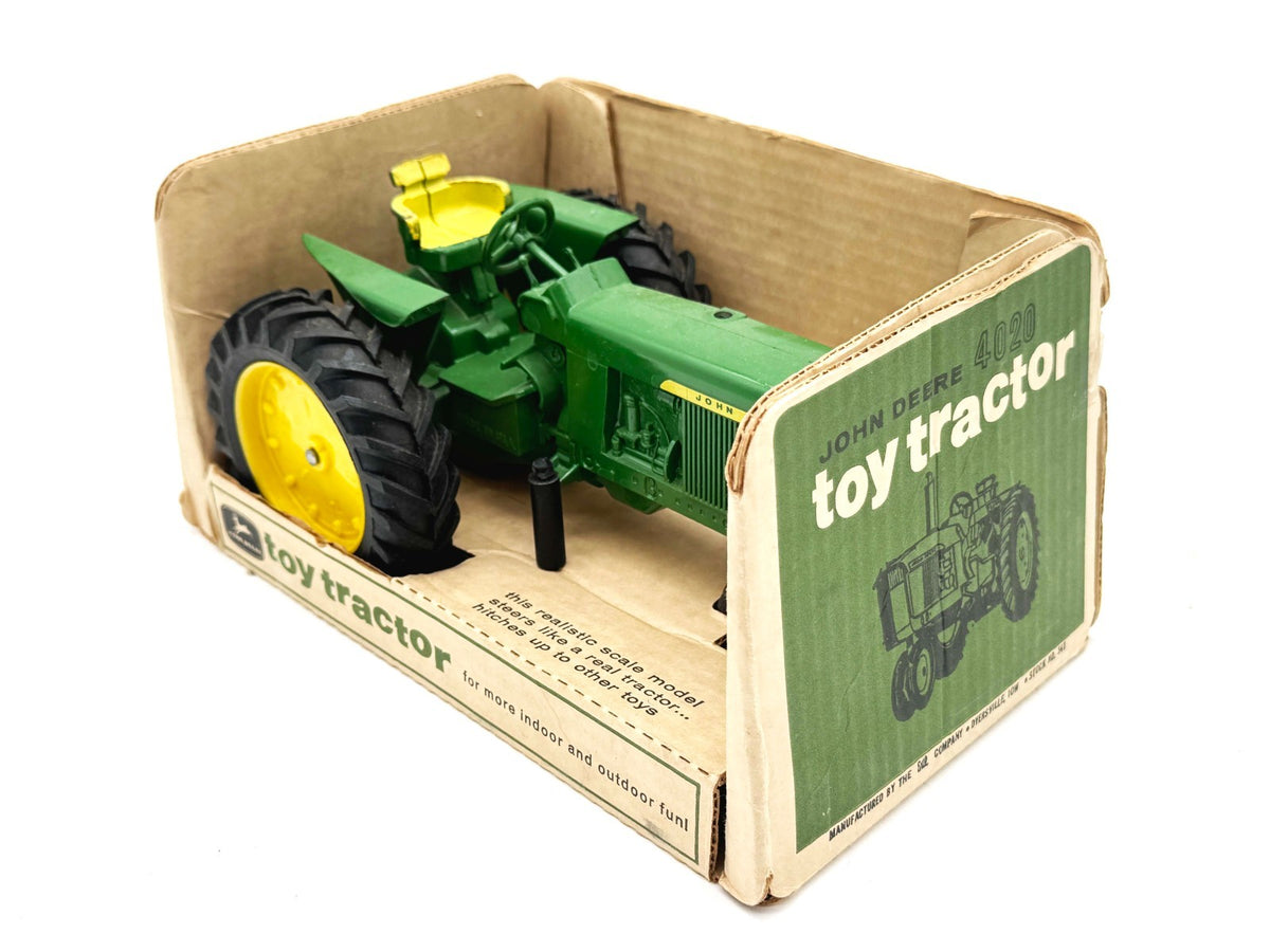 1/16 John Deere 4020 NF in Original Bubble Box