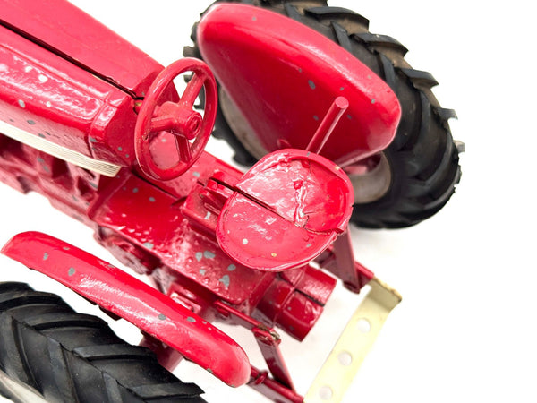 1/16 Farmall 560 Wide Front Custom