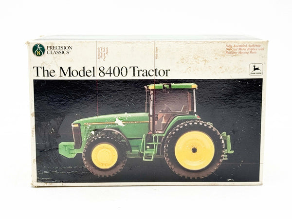 1/32 John Deere 8400 Tractor with Front Wheel Assist & Duals