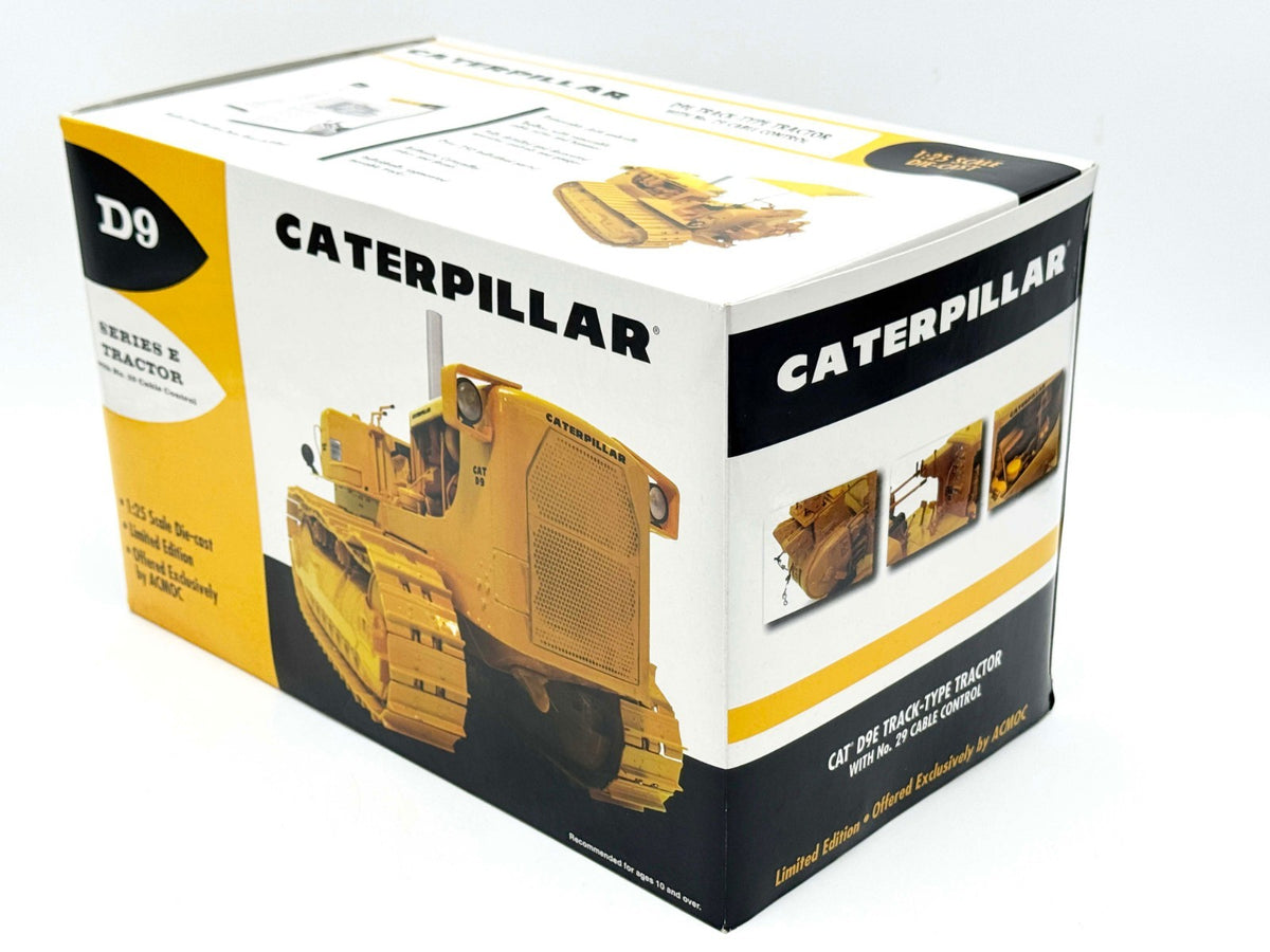 1/25 Caterpillar D9 w/ Cable Control and No. 491 Scraper Set