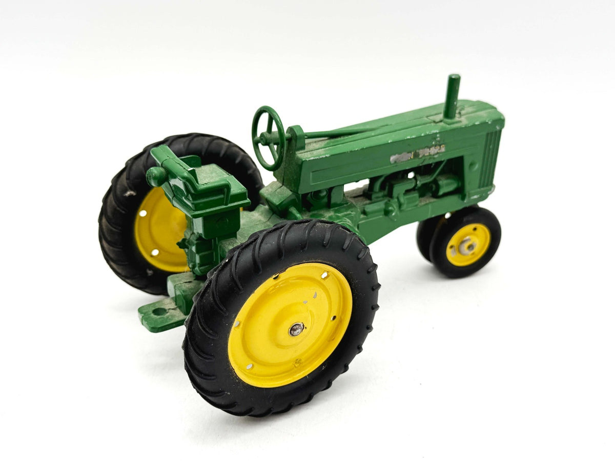 1/16 John Deere 60 w/ Original Box - Eska