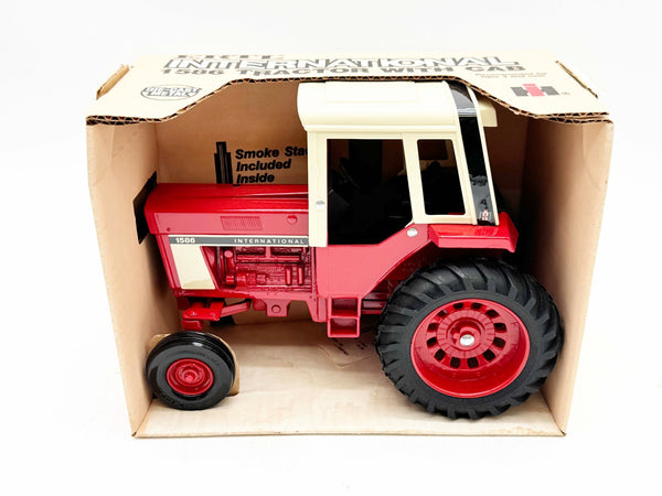 1/16 International Harvester 1586 Tractor W/ Cab