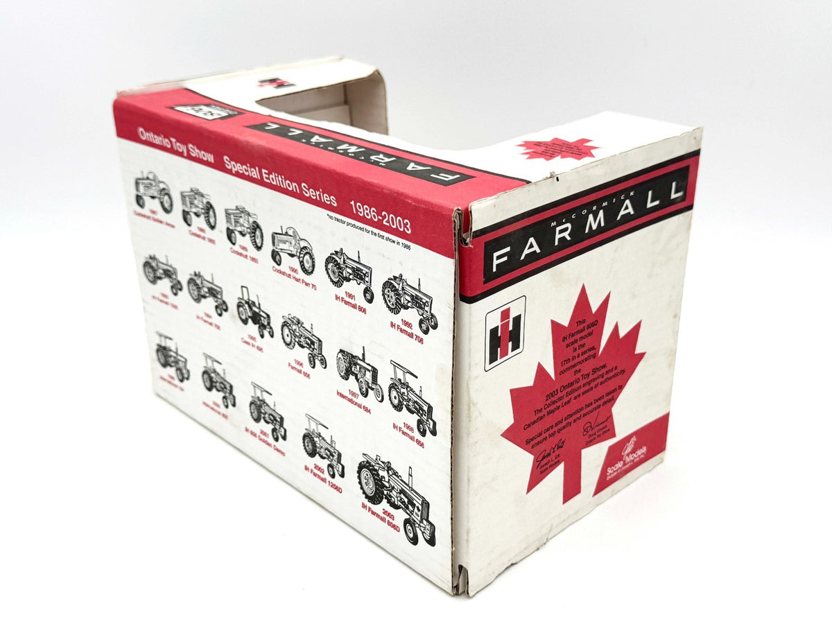 1/16 International Harvester Farmall 806 Wide Front Tractor, Ontario Show