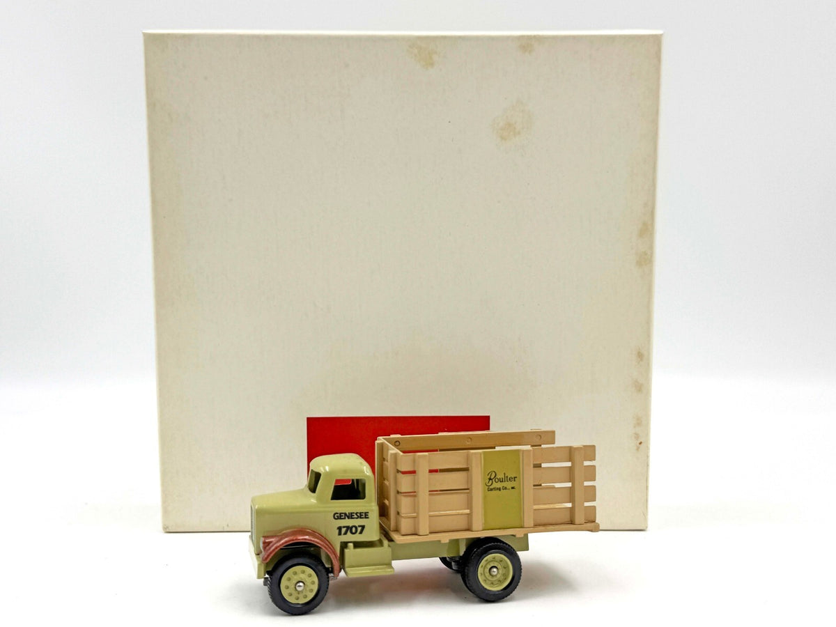 1/64 Winross Truck Semi Genesee Stake Truck A088