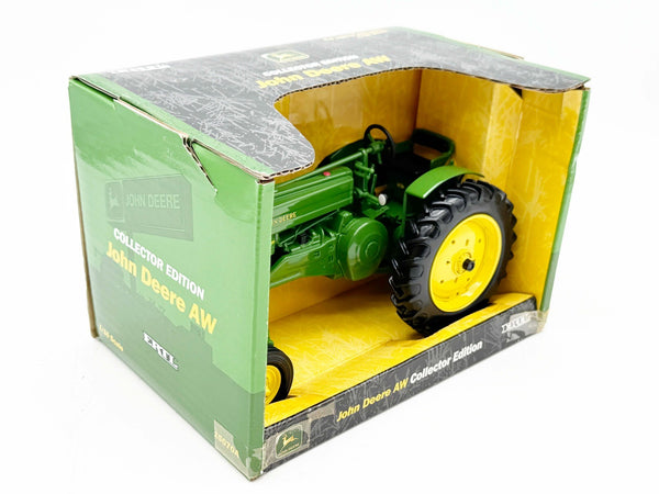 1/16 John Deere AW Tractor With Umbrella & Fenders