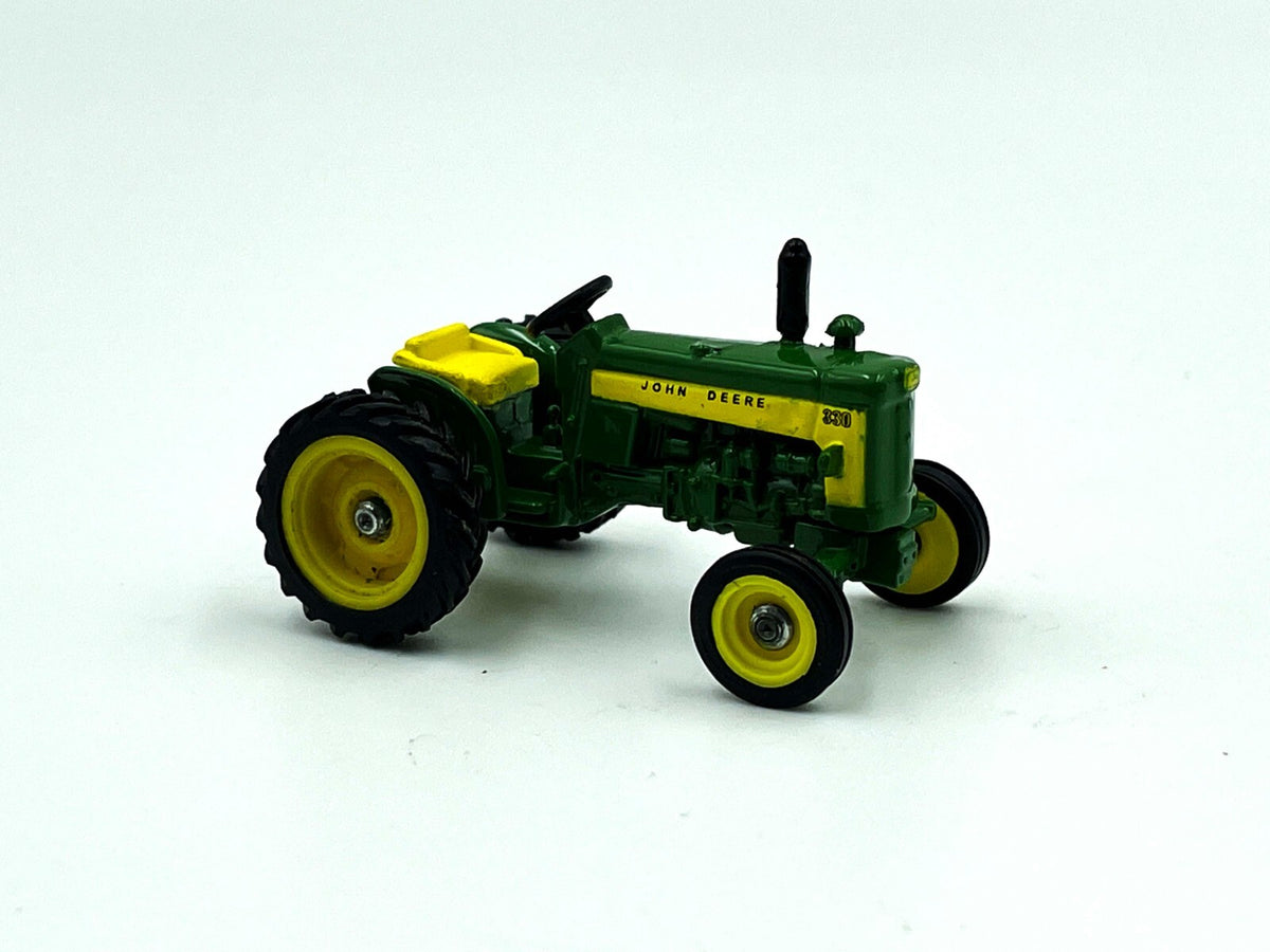 1/64 John Deere 330u Tractor