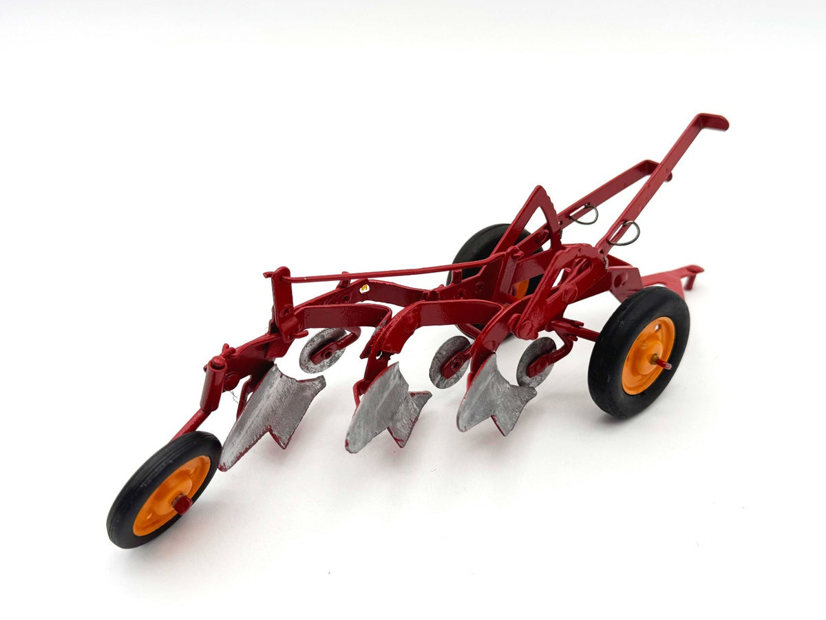 1/16 Custom Minneapolis Moline 3 Bottom Plow