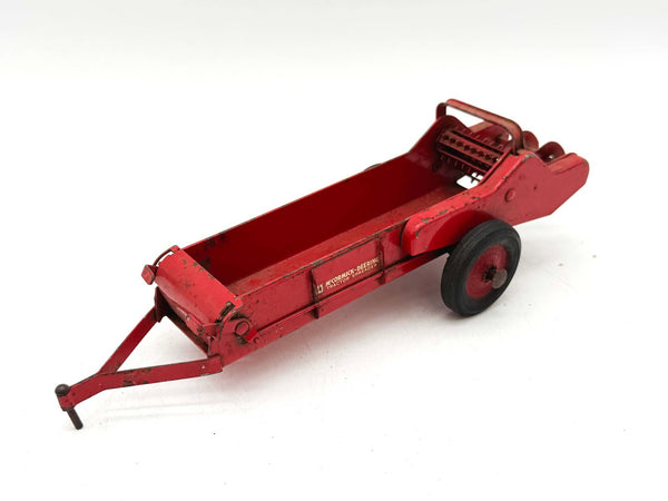 1/16 International Harvester McCormick Manure Spreader in Original Box - Eska