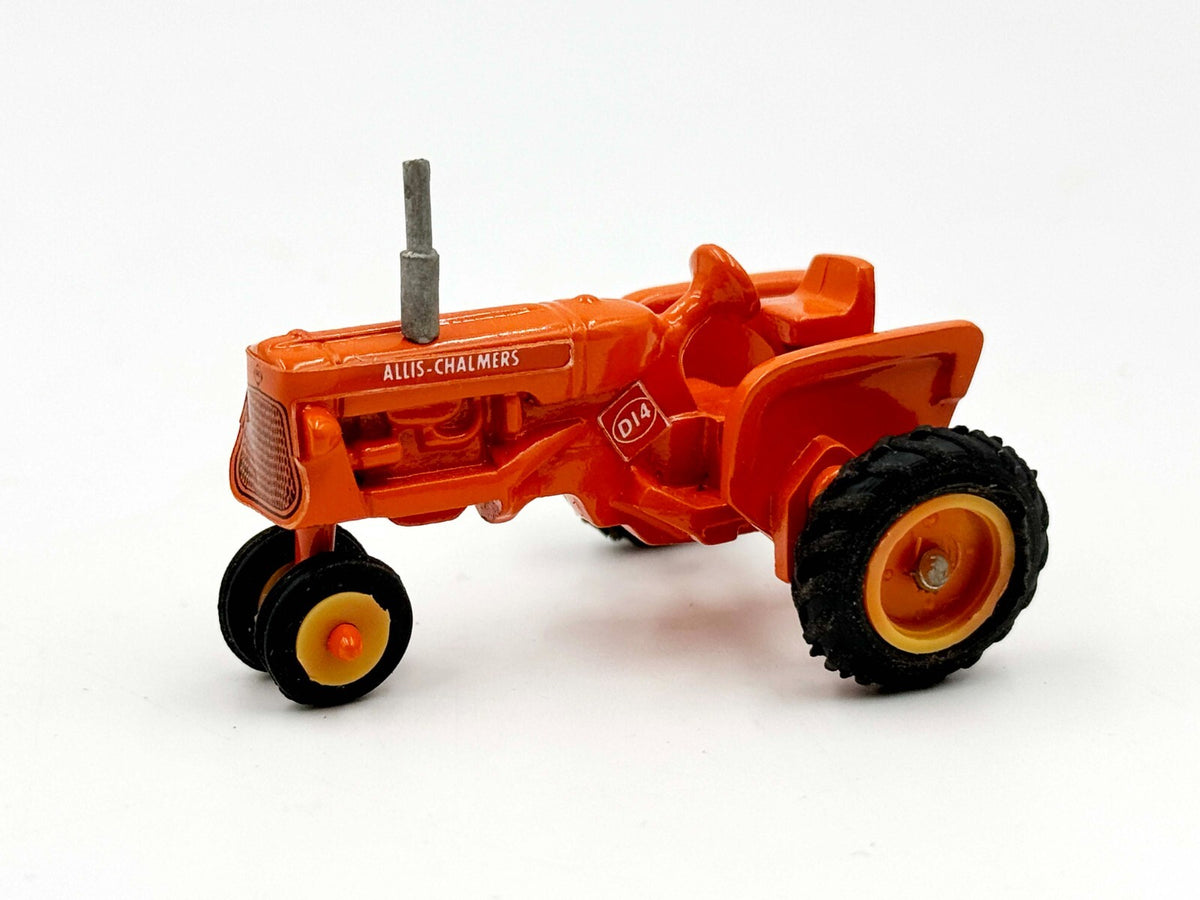 1/64 Allis Chalmers D-14 Tractor W/ Narriow Front
