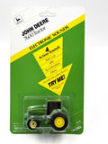 1/64 John Deere 7600 Tractor With Electronic Sounds