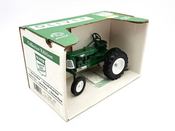 1/16 Oliver 440 Tractor
