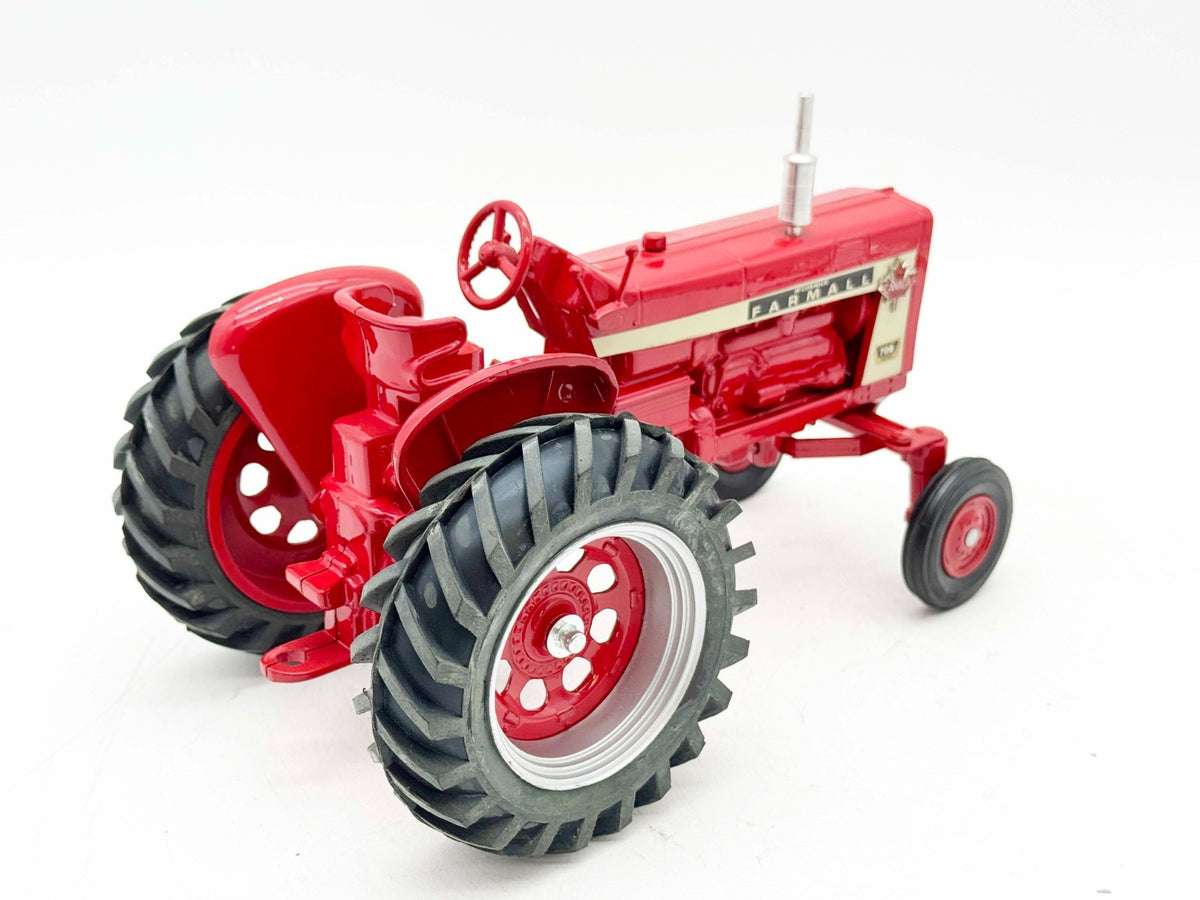 1/16 International Farmall 706