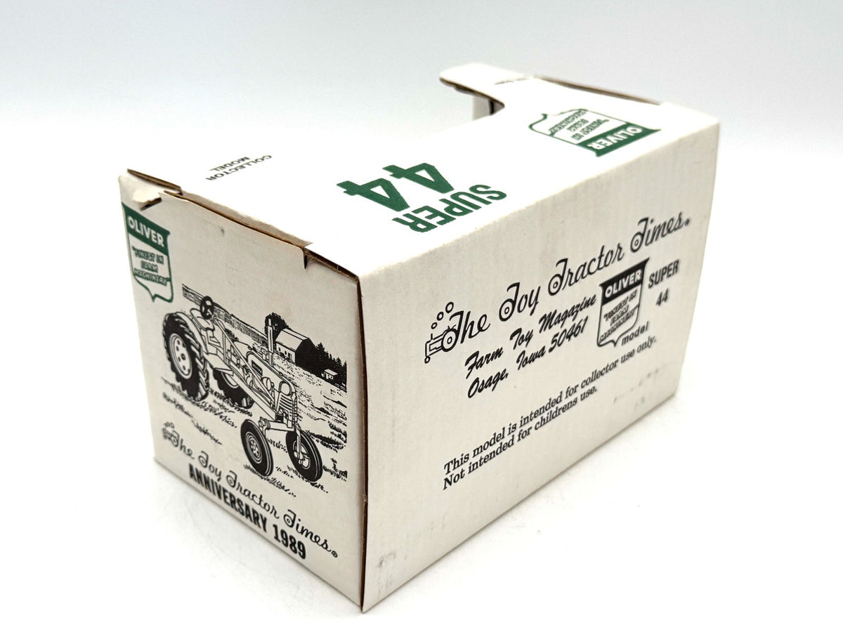 1/16 Oliver Super 44, Toy Tractor Times 1989
