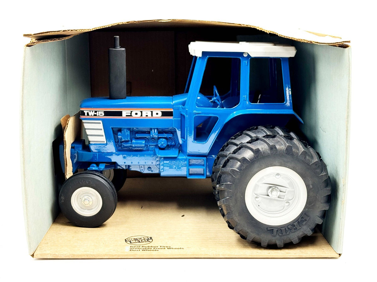 1/12 Ford TW-35 / TW-15 Tractor w/ Duals in Original Box