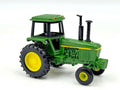 1/64 Massachusetts John Deere 4230