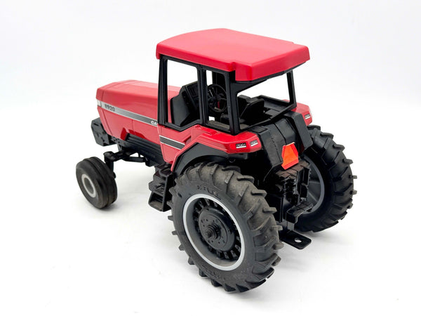 1/16 Case IH 8920 Magnum Tractor