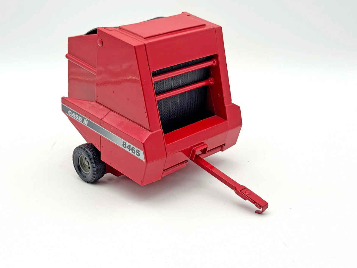 1/16 Case IH 8465 Round Baler