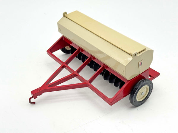 1/16 International Harvester Grain Drill