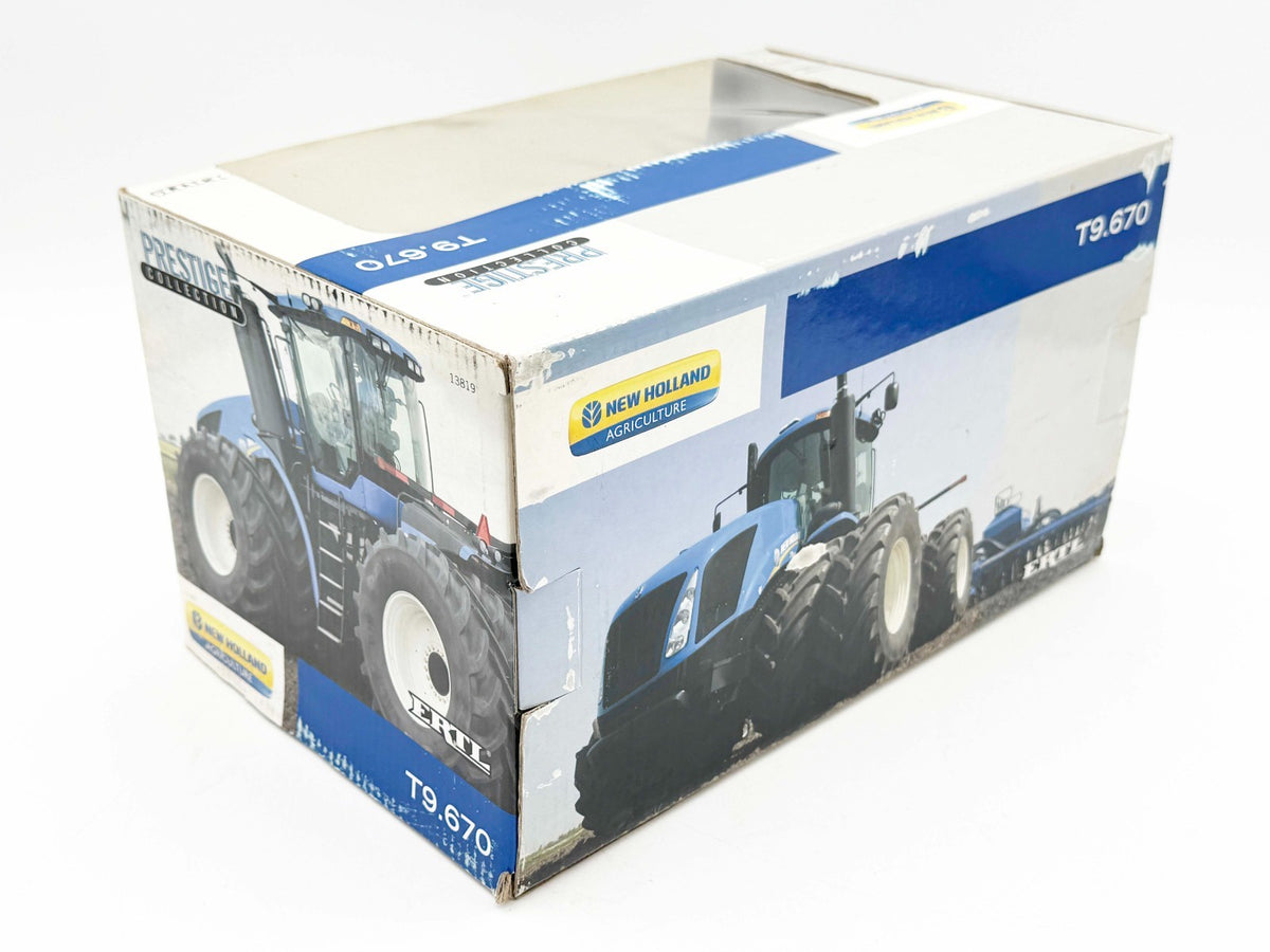 1/32 New Holland T9.670 4WD Tractor With Duals