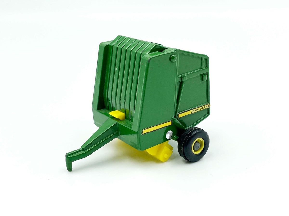 1/64 John Deere Round Baler