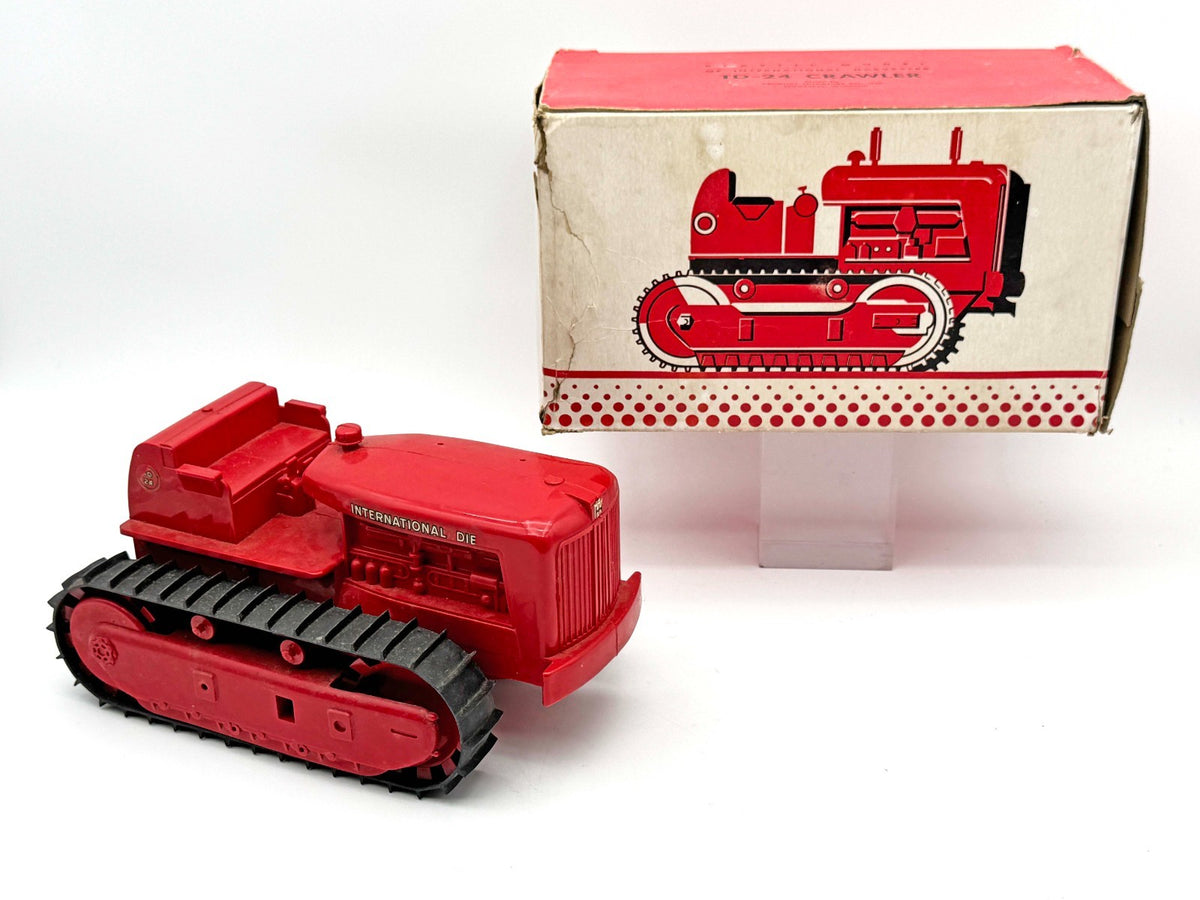 International Harvester TD 24 Crawler Product Miniature in Box