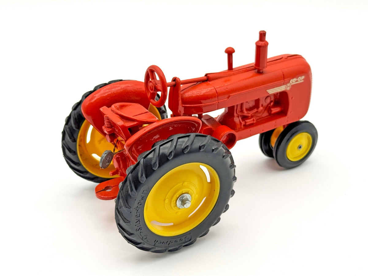 1/16 CO-OP E4 Tractor With Narrow Front
