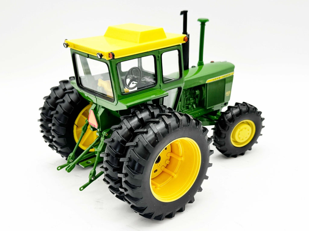 1/16 John Deere 4620 Tractor w/ Cab, Duals, and FWA