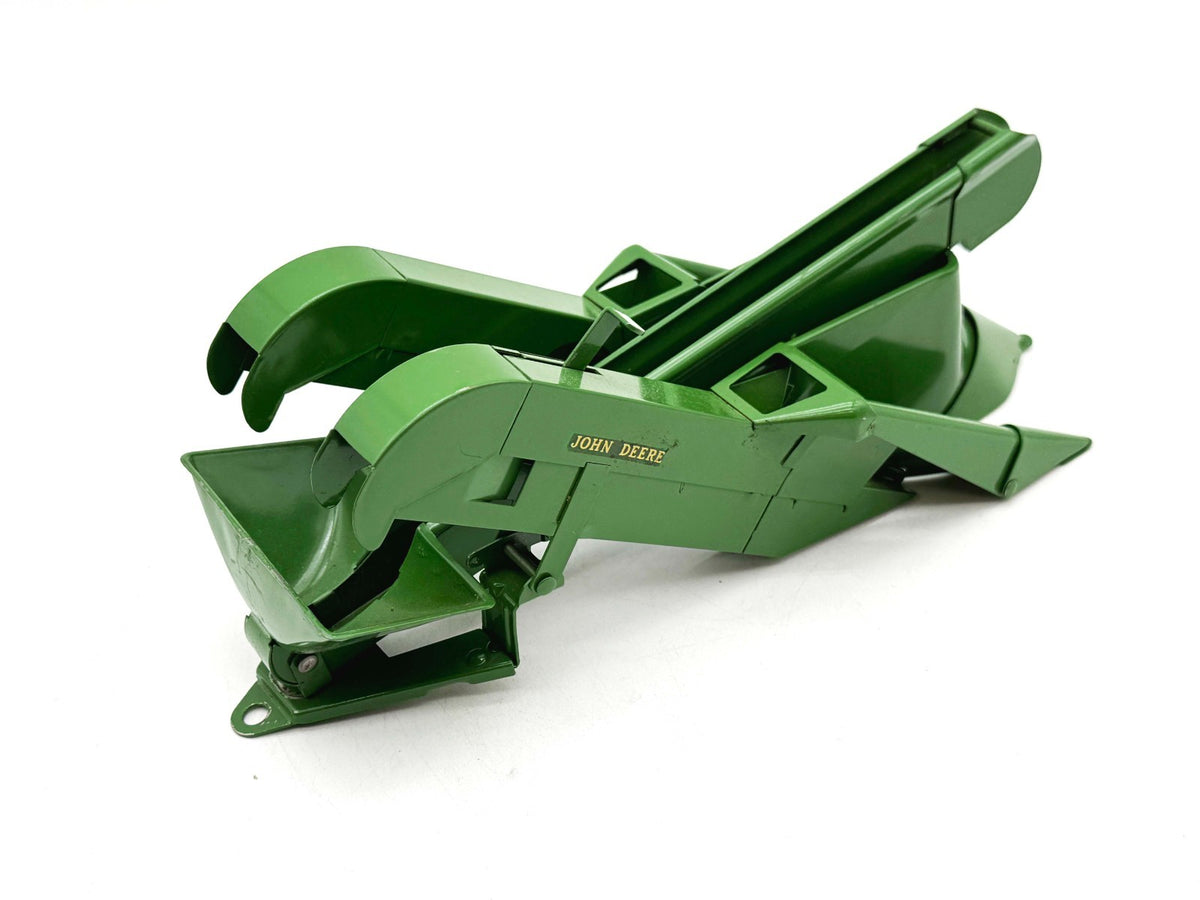1/16 John Deere 227 Corn Picker w/ Original Box - Eska