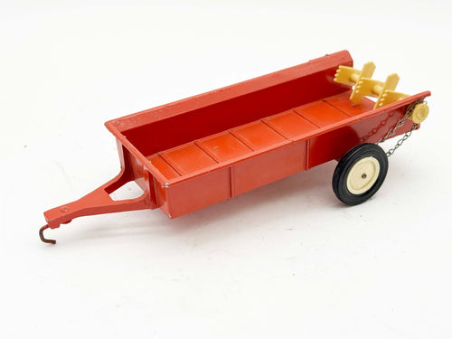 1/16 Allis Chalmers Manure Spreader