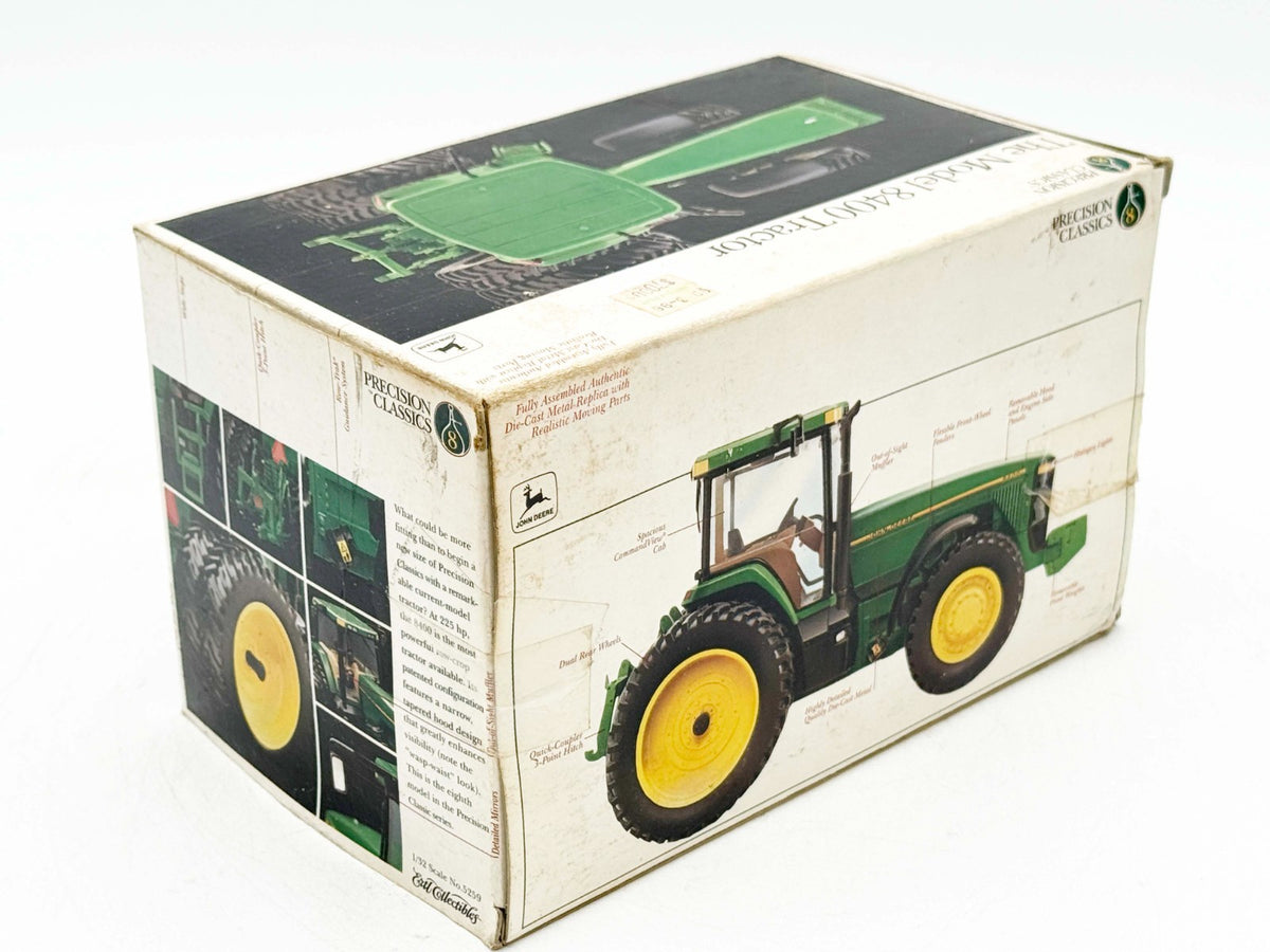 1/32 John Deere 8400 Tractor with Front Wheel Assist & Duals