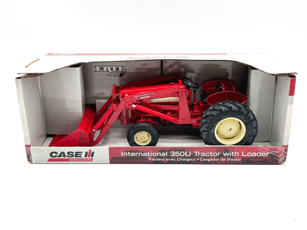 1/16 International Harvester 350U Tractor With Loader