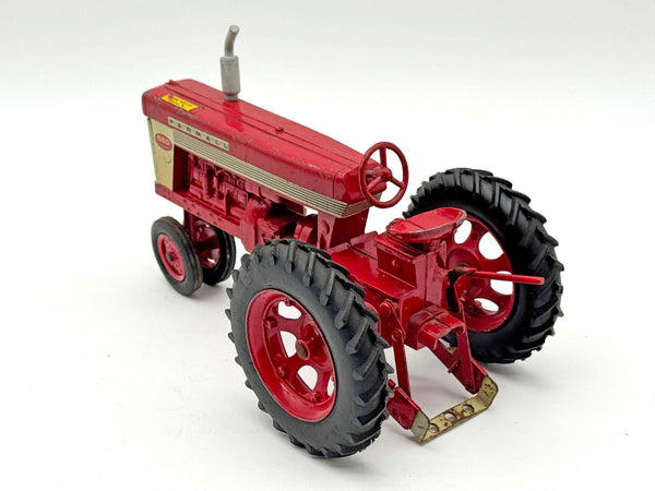 1/16 Farmall 560 Narrow Front - Eska