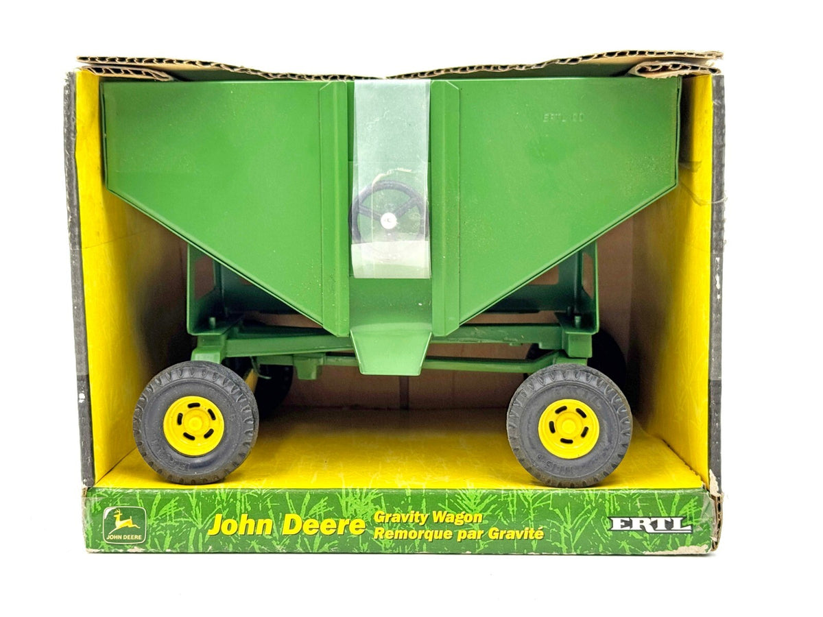 1/16 John Deere Gravity Wagon