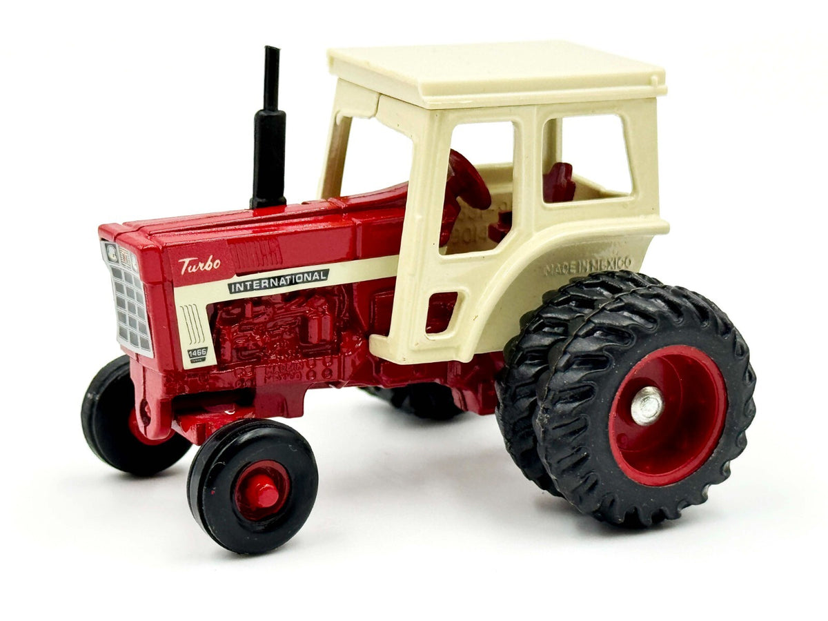 1/64 International 1466 Turbo White Stripe w/ Cab and Duals