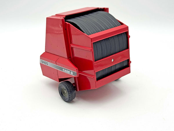 1/16 Case IH 8465 Round Baler