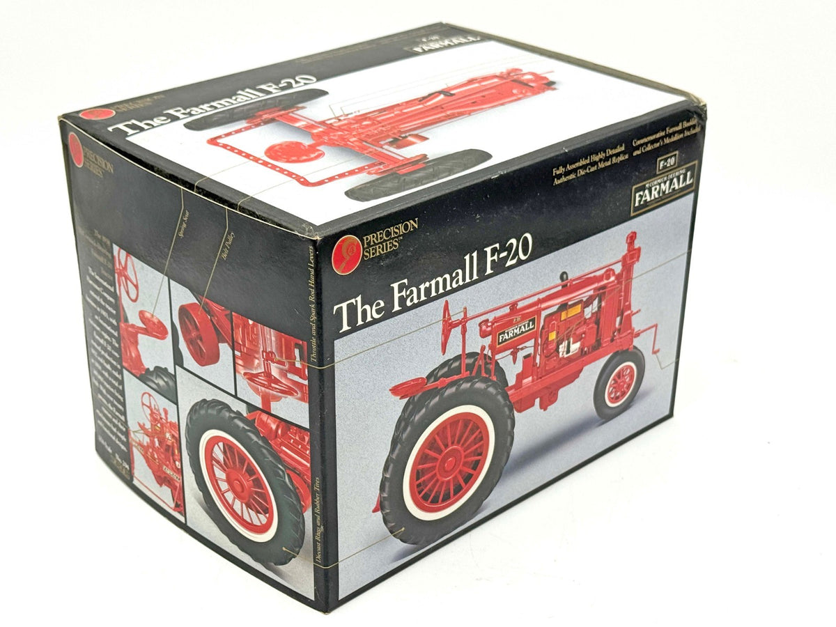 1/16 Farmall F-20 Red Tractor With Narrow Front, Precision Series #4