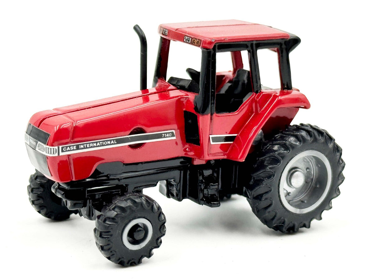 1/64 Case International 7140 Front Wheel Assist With Extended Hood